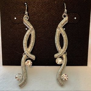 😍Cookie Lee silver & genuine crystal earrings!